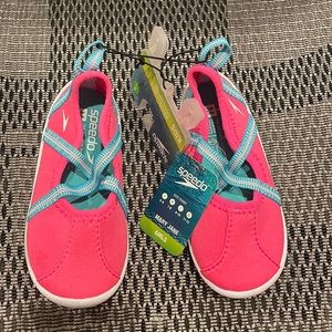 🆕 Speedo kids swim Maryjane water shoes size M toddler size 7/8